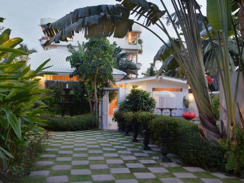 The Hen Hua Hin Hotel Exterior foto